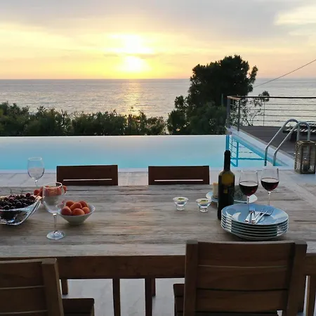 Villa Capro - Milos Bay Villas Áyios Nikítas