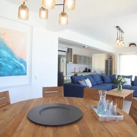 Capro - Milos Bay Villas * Áyios Nikítas