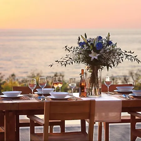 Capro - Milos Bay Villas * Áyios Nikítas