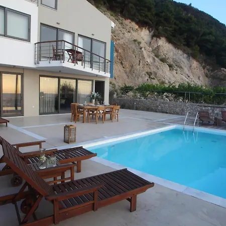 Capro - Milos Bay Villas 빌라 Áyios Nikítas