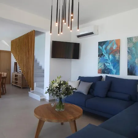 Capro - Milos Bay Villas * Agios Nikitas