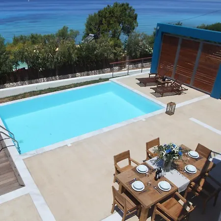 Capro - Milos Bay Villas 빌라