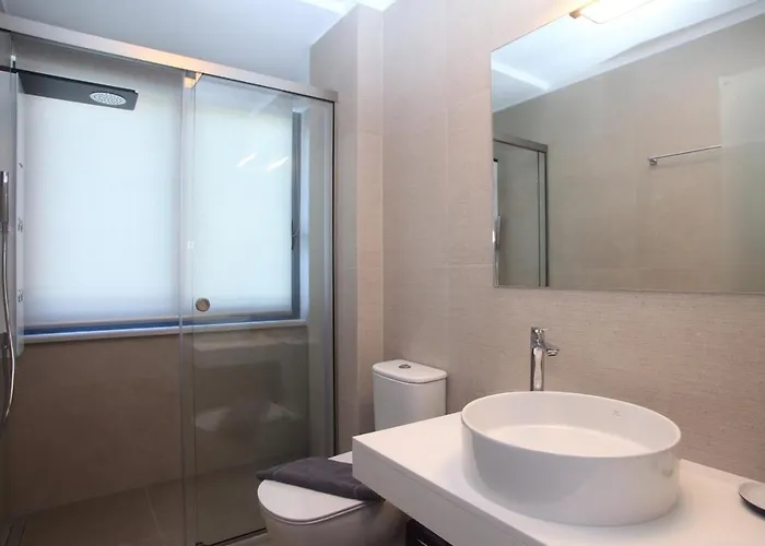 Capro - Milos Bay Villas *