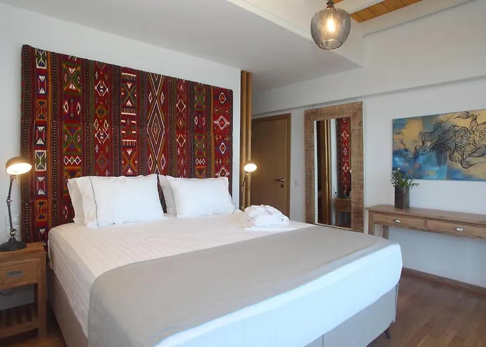 Villa Capro - Milos Bay Villas