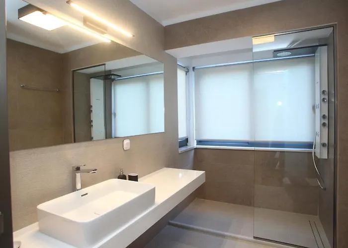 Capro - Milos Bay Villas * Áyios Nikítas