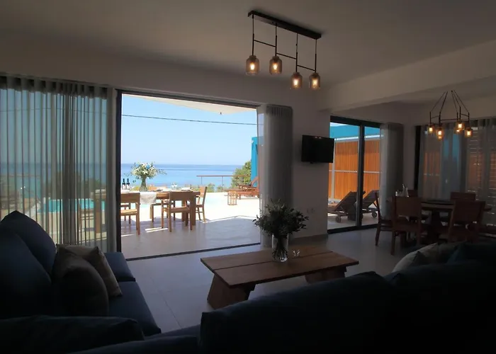 Capro - Milos Bay Villas * Áyios Nikítas